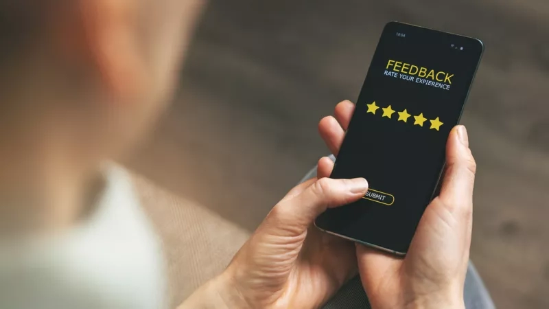 customer leaving 5 star review on phone