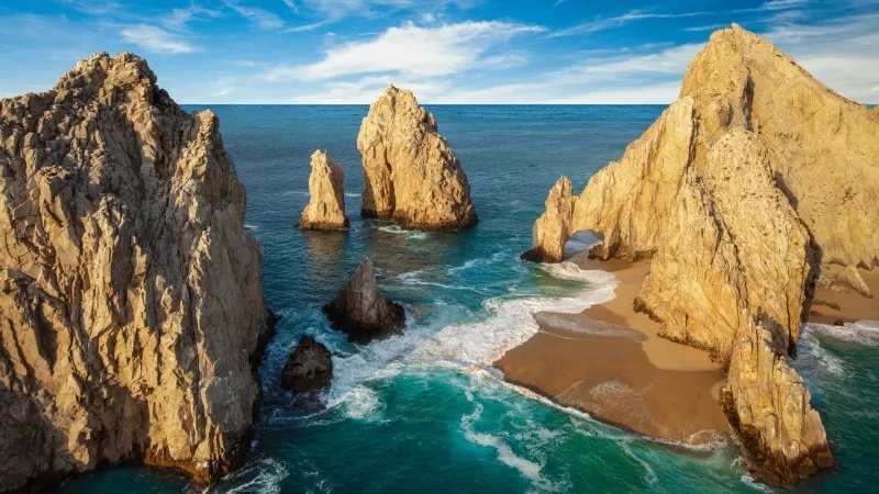 Los Cabos, Mexico with the famous El Arco rock formation and ocean water.